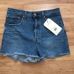 Levi’s Ribcage Women Shorts